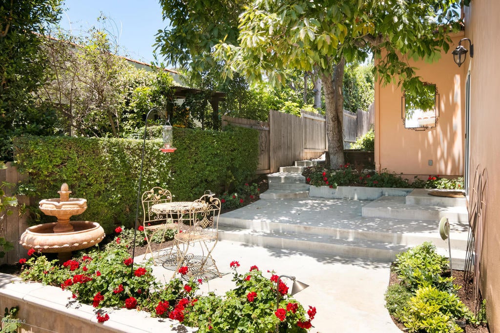 Ventura, California, 93001, United States, 4 Bedrooms Bedrooms, ,4 BathroomsBathrooms,Residential,Contingent,1944037