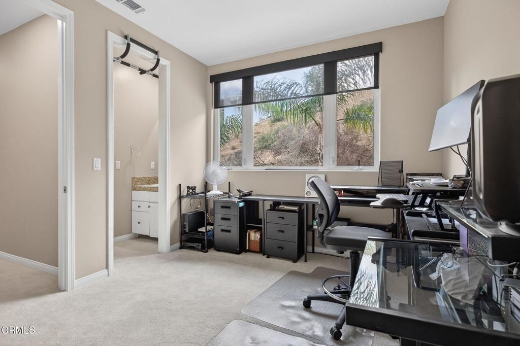 Camarillo, California, 93010, United States, 4 Bedrooms Bedrooms, ,4 BathroomsBathrooms,Residential,Active,1945047