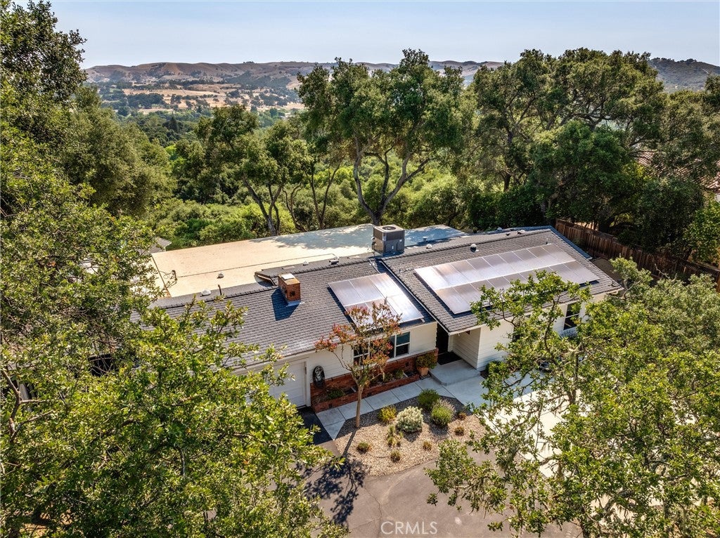 Atascadero, California, 93422, United States, 4 Bedrooms Bedrooms, ,2 BathroomsBathrooms,Residential,Active,1913985