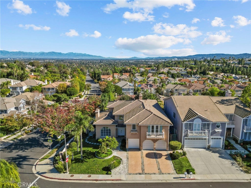 Canoga Park, California, 91304, United States, 5 Bedrooms Bedrooms, ,5 BathroomsBathrooms,Residential,Active,2006939