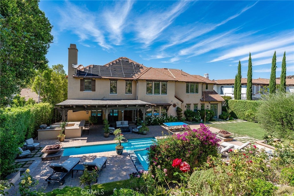 Calabasas, California, 91302, United States, 5 Bedrooms Bedrooms, ,6 BathroomsBathrooms,Residential,Active,1929471