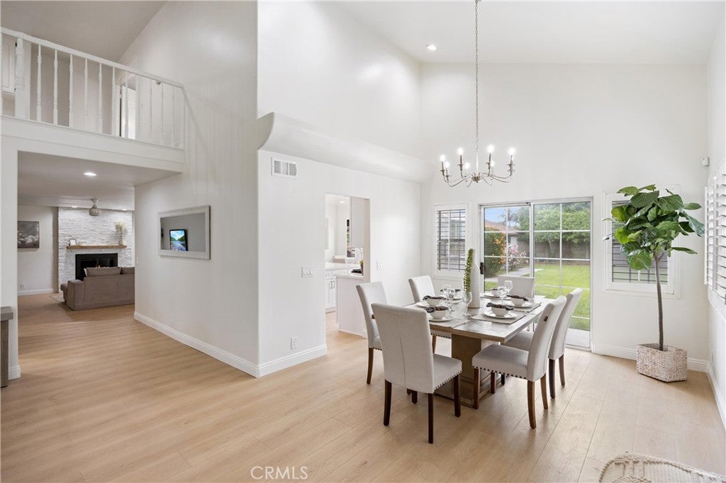 Downey, California, 90242, United States, 7 Bedrooms Bedrooms, ,6 BathroomsBathrooms,Residential,Contingent,1829948