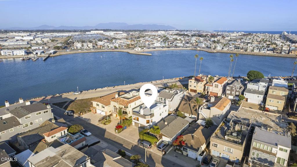 Oxnard, California, 93035, United States, ,3 BathroomsBathrooms,Residential,Active,1894775