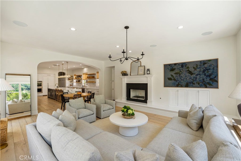 Canyon Country, California, 91387, United States, 4 Bedrooms Bedrooms, ,5 BathroomsBathrooms,Residential,Active,1953690