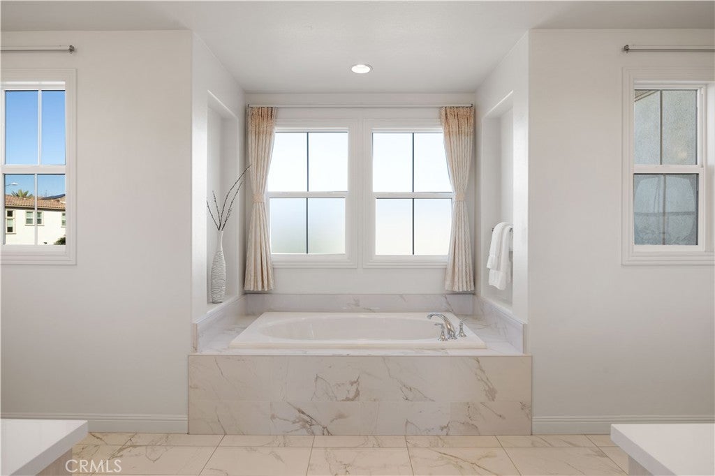 Carlsbad, California, 92010, United States, 4 Bedrooms Bedrooms, ,5 BathroomsBathrooms,Residential,Active,2014609