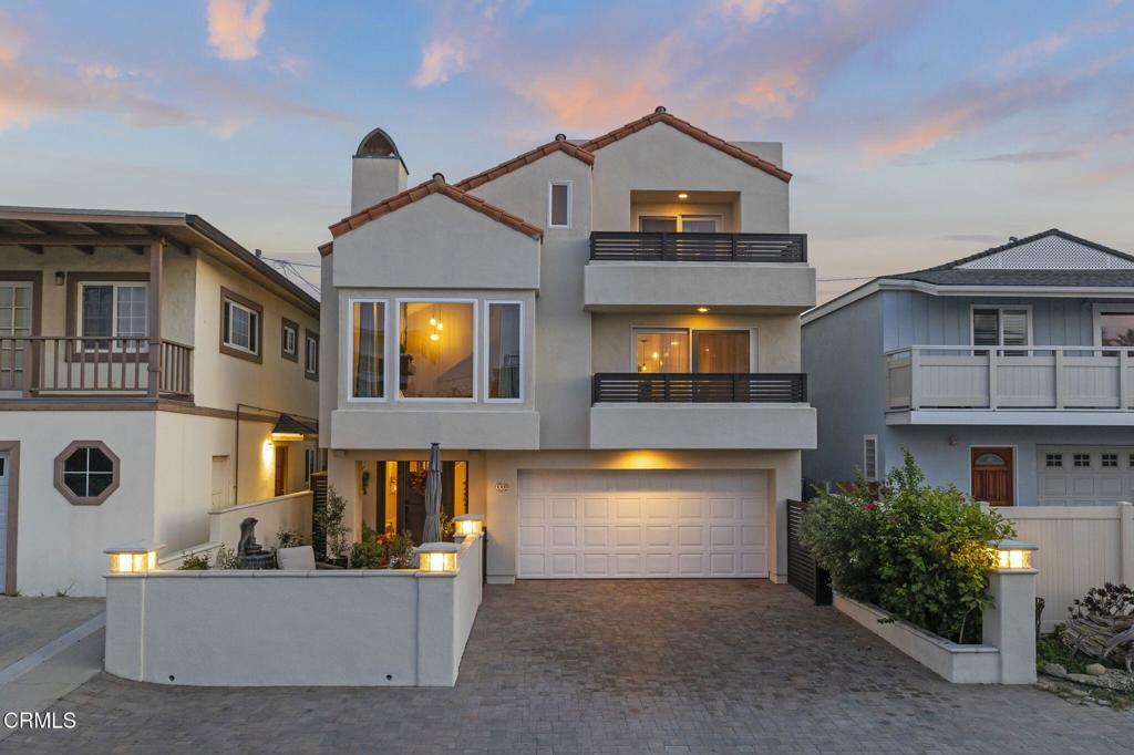 Oxnard, California, 93035, United States, 3 Bedrooms Bedrooms, ,3 BathroomsBathrooms,Residential,Active,2001363