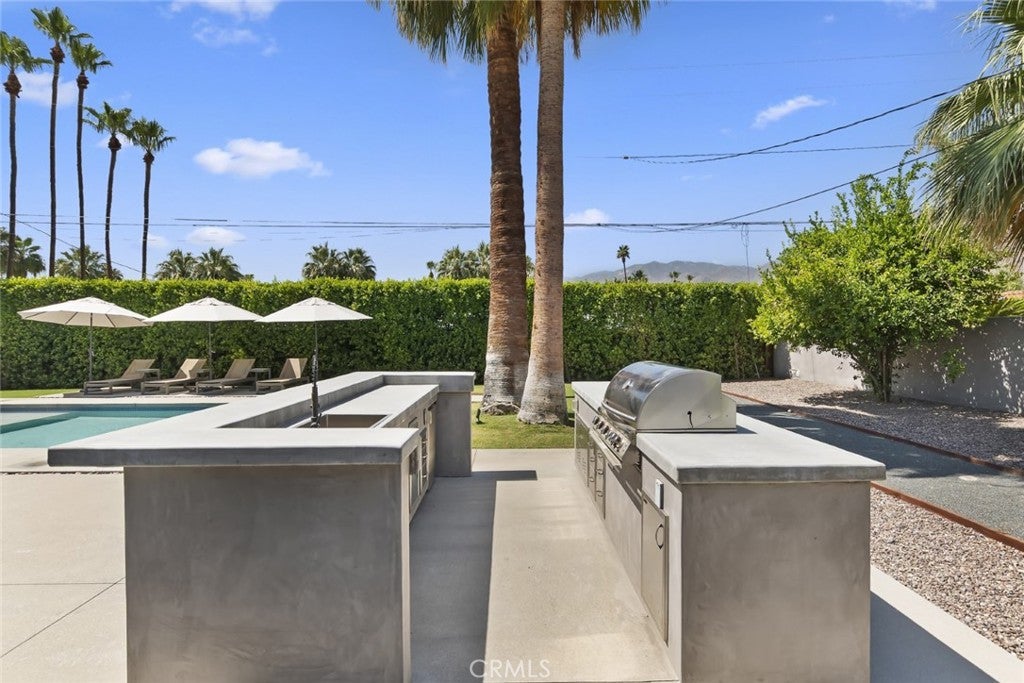 Palm Springs, California, 92264, United States, 4 Bedrooms Bedrooms, ,5 BathroomsBathrooms,Residential,Active,1999334