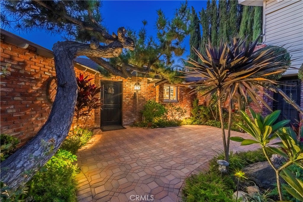 Covina, California, 91724, United States, 4 Bedrooms Bedrooms, ,3 BathroomsBathrooms,Residential,Active,1756850