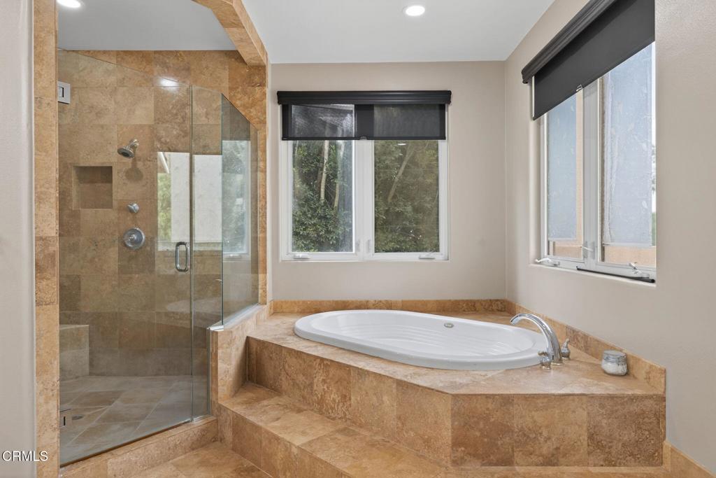 Camarillo, California, 93010, United States, 4 Bedrooms Bedrooms, ,4 BathroomsBathrooms,Residential,Active,1945047