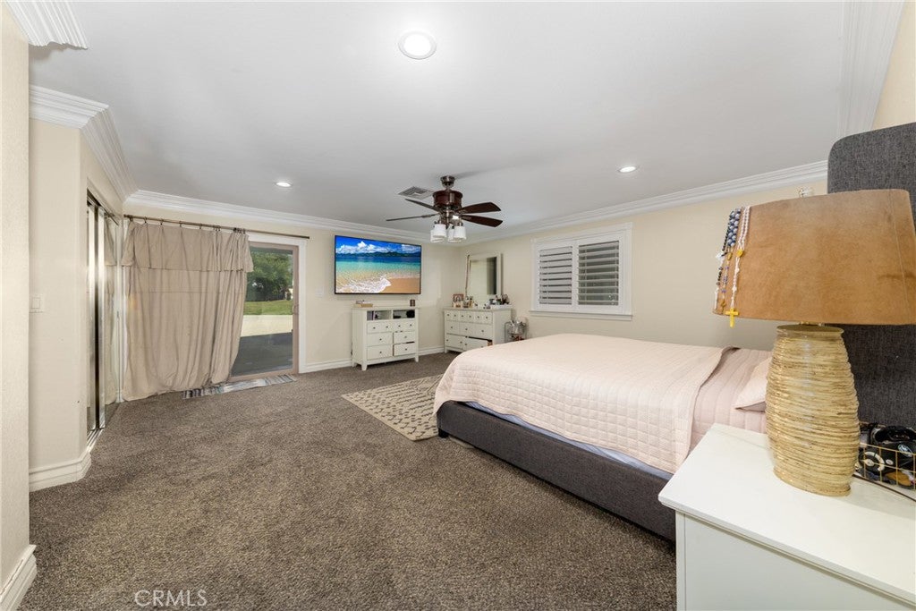 Yucaipa, California, 92399, United States, 5 Bedrooms Bedrooms, ,4 BathroomsBathrooms,Residential,Pending,1985872