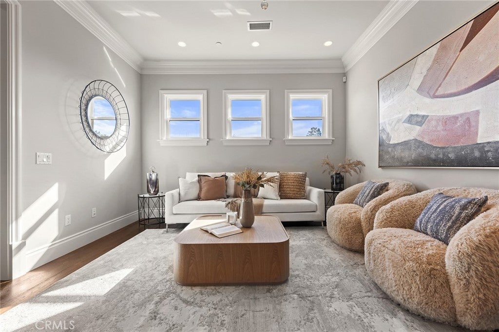 Arcadia, California, 91006, United States, 4 Bedrooms Bedrooms, ,5 BathroomsBathrooms,Residential,Active,2014620