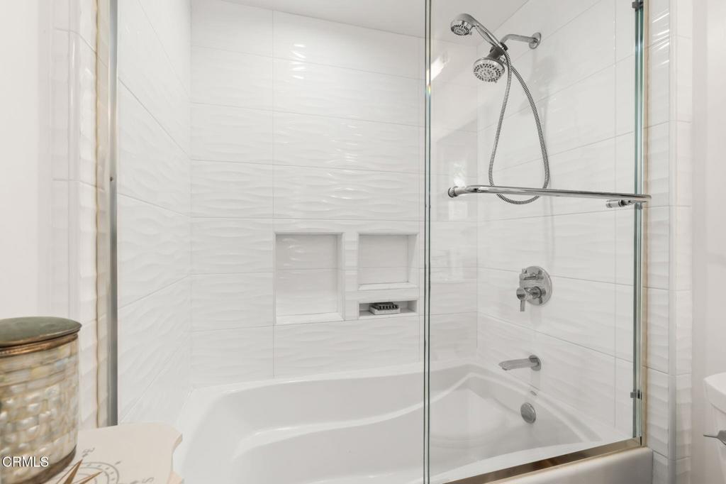 Malibu, California, 90265, United States, 4 Bedrooms Bedrooms, ,4 BathroomsBathrooms,Residential,Active,2006937