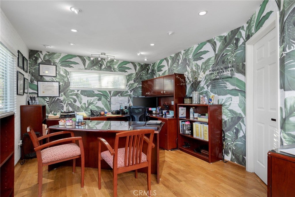 Chatsworth, California, 91311, United States, 4 Bedrooms Bedrooms, ,3 BathroomsBathrooms,Residential,Active,2006764