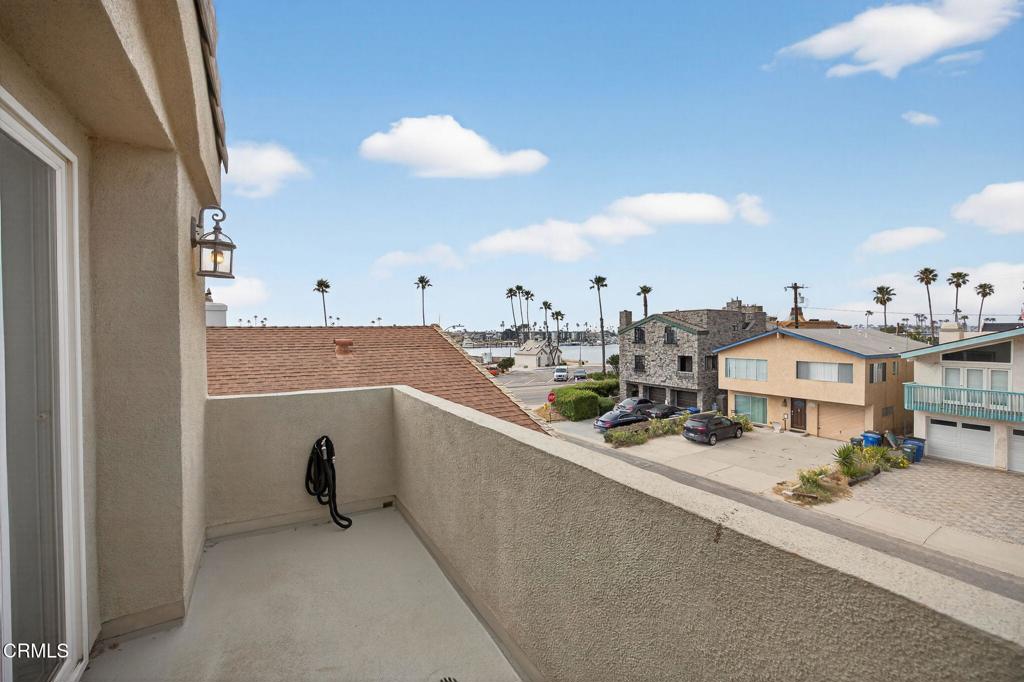 Oxnard, California, 93035, United States, 4 Bedrooms Bedrooms, ,3 BathroomsBathrooms,Residential,Active,2031789