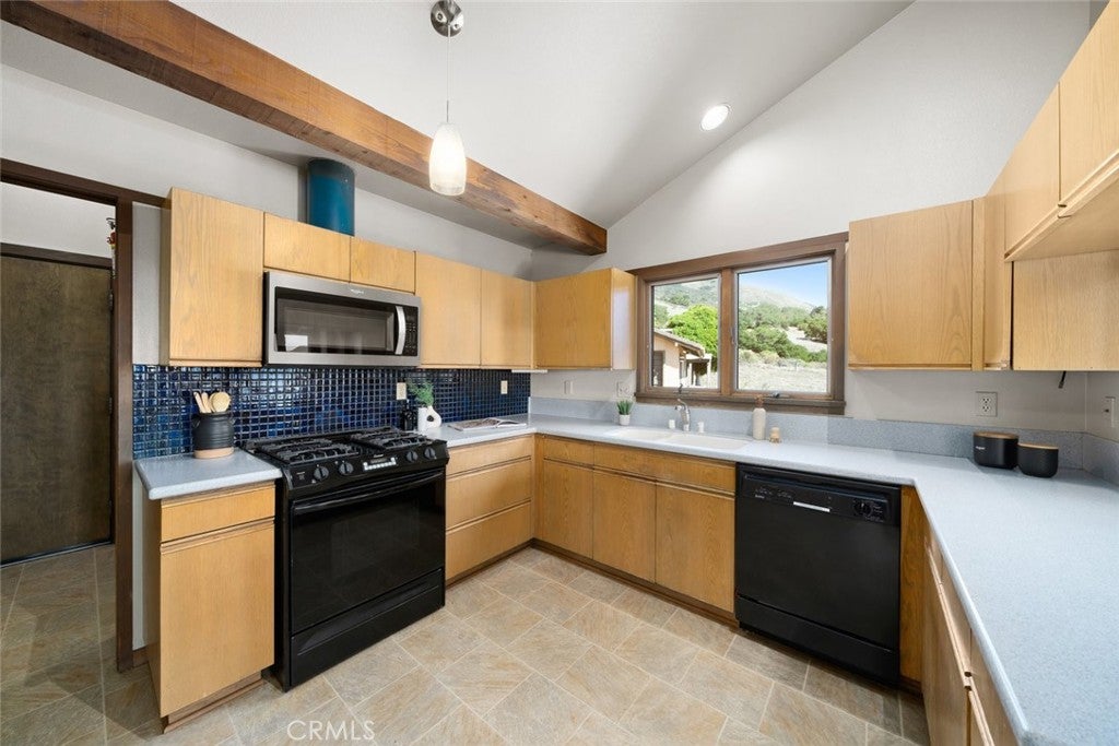 San Luis Obispo, California, 93401, United States, 3 Bedrooms Bedrooms, ,3 BathroomsBathrooms,Residential,Active,1964252