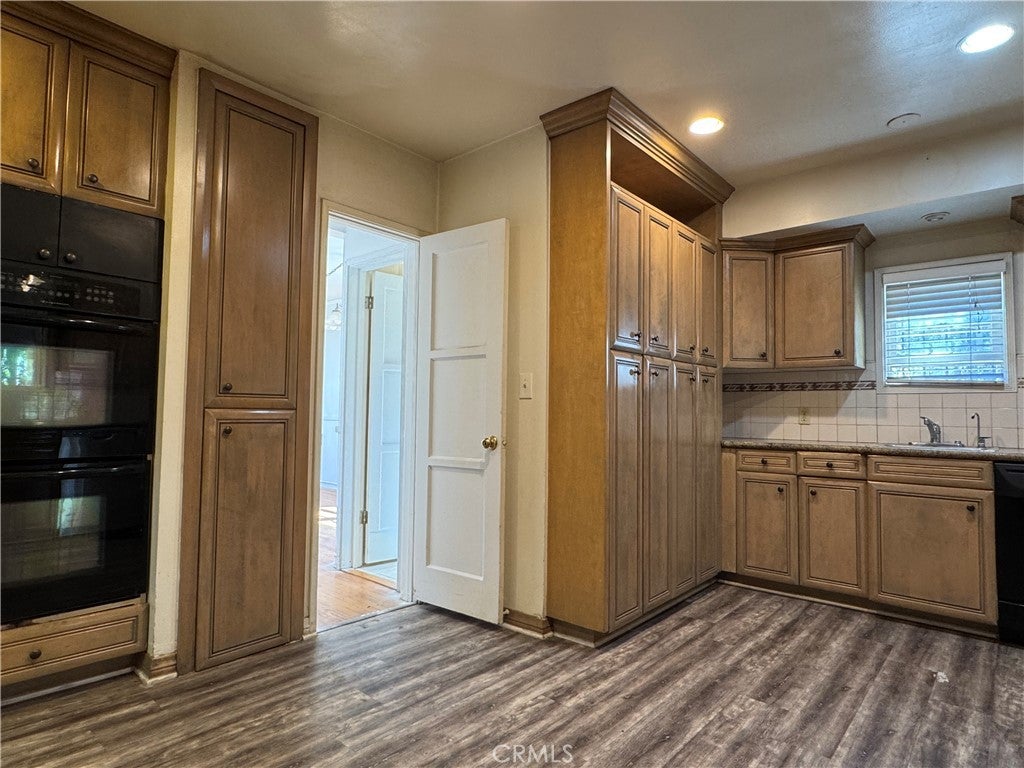Los Angeles, California, 90036, United States, 5 Bedrooms Bedrooms, ,4 BathroomsBathrooms,Residential,Active,1952991