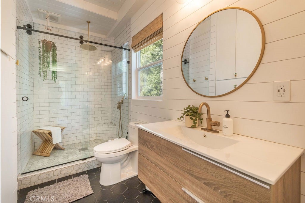 Big Bear Lake, California, 92315, United States, 4 Bedrooms Bedrooms, ,4 BathroomsBathrooms,Residential,Active,1926921