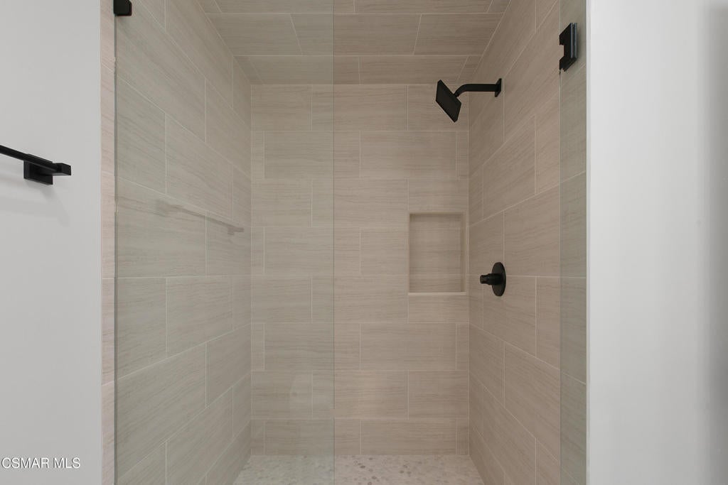 Westlake Village, California, 91361, United States, 3 Bedrooms Bedrooms, ,3 BathroomsBathrooms,Residential,Active,2031761