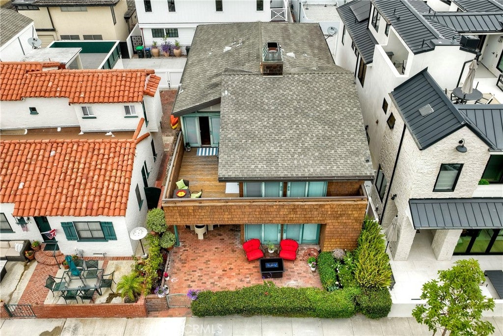 Newport Beach, California, 92661, United States, 4 Bedrooms Bedrooms, ,3 BathroomsBathrooms,Residential,Active,1894578
