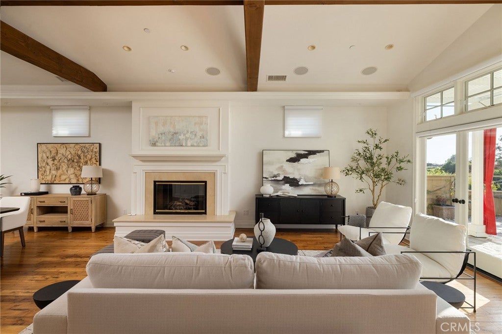 Corona Del Mar, California, 92625, United States, 4 Bedrooms Bedrooms, ,3 BathroomsBathrooms,Residential,Active,1871240