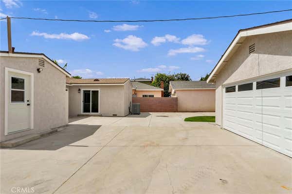 5751 MCKINLEY AVE, SOUTH GATE, CA 90280, photo 4 of 31