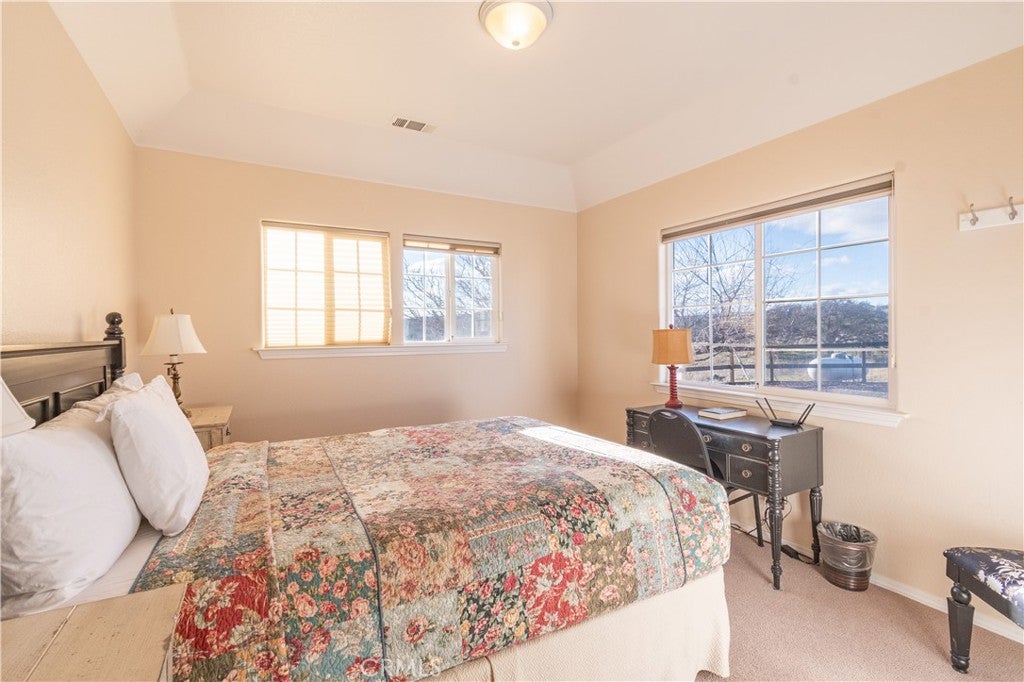 Paso Robles, California, 93446, United States, 5 Bedrooms Bedrooms, ,6 BathroomsBathrooms,Residential,Active,1821961