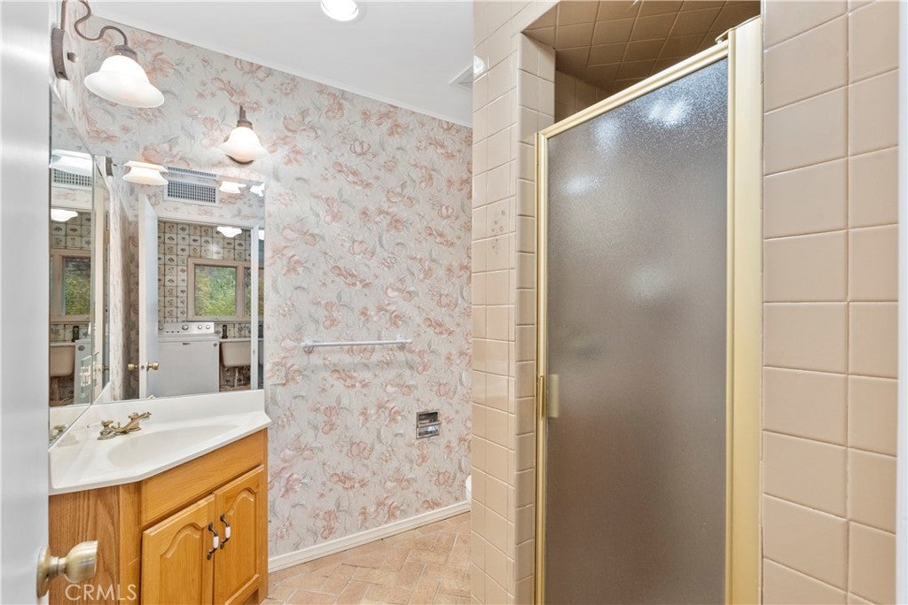 Ojai, California, 93023, United States, 4 Bedrooms Bedrooms, ,4 BathroomsBathrooms,Residential,Active,2000225