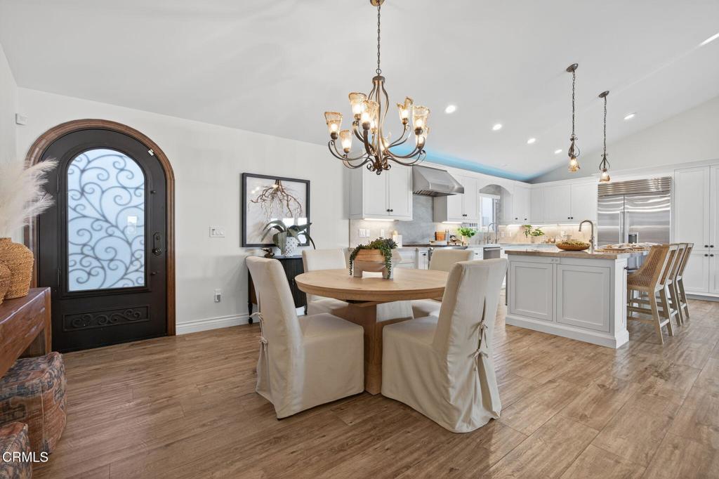 Oxnard, California, 93035, United States, 2 Bedrooms Bedrooms, ,2 BathroomsBathrooms,Residential,Active,1927655