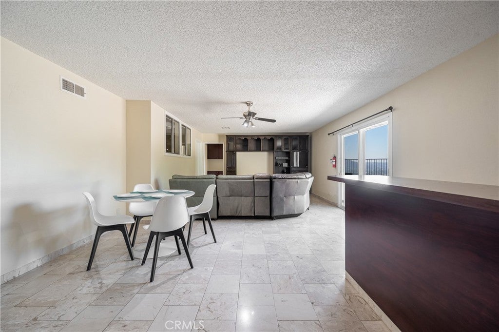 Burbank, California, 91501, United States, 5 Bedrooms Bedrooms, ,5 BathroomsBathrooms,Residential,Active,1943797