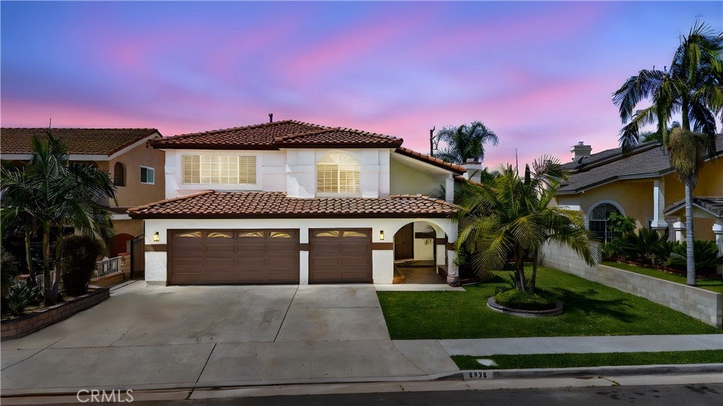 Downey, California, 90242, United States, 7 Bedrooms Bedrooms, ,6 BathroomsBathrooms,Residential,Contingent,1829948