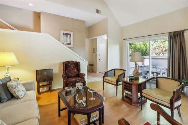 15167 MAGNOLIA BLVD UNIT A, SHERMAN OAKS, CA 91403, photo 3 of 23