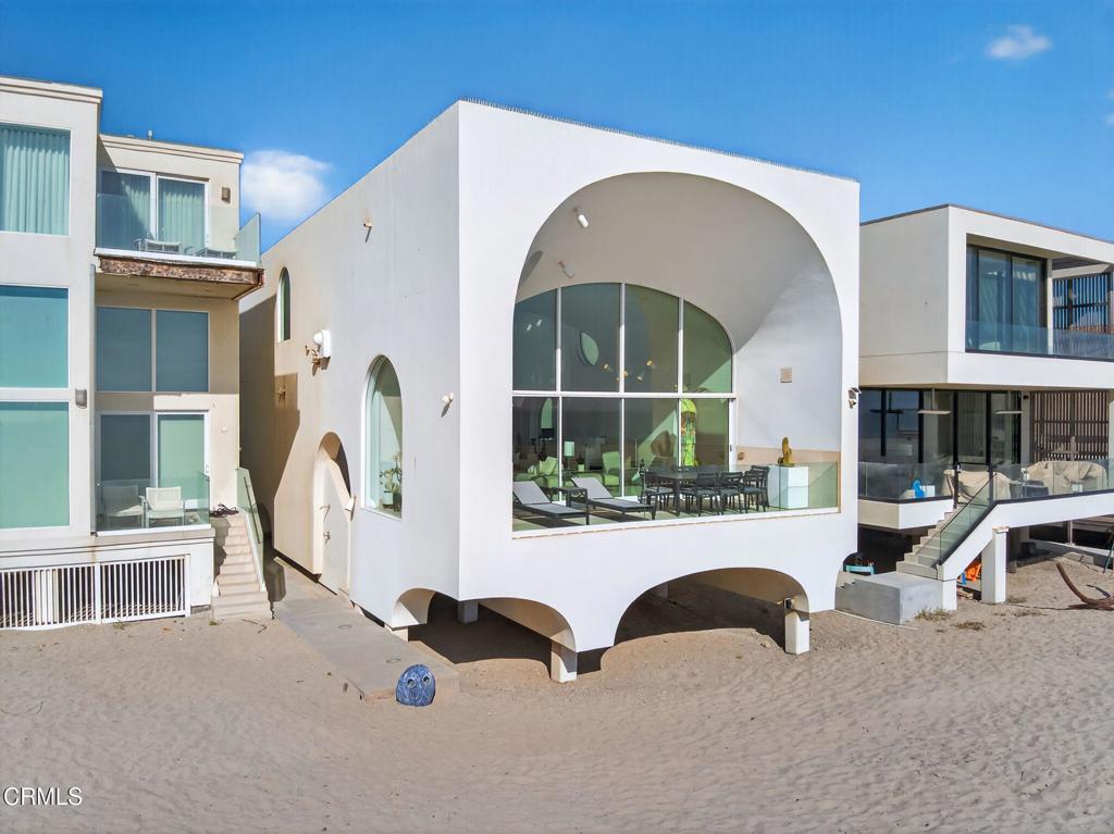 Oxnard, California, 93035, United States, 4 Bedrooms Bedrooms, ,5 BathroomsBathrooms,Residential,Active,1904736