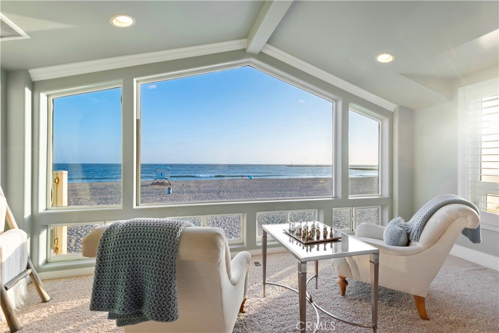 Oxnard, California, 93035, United States, ,4 BathroomsBathrooms,Residential,Active,1839447