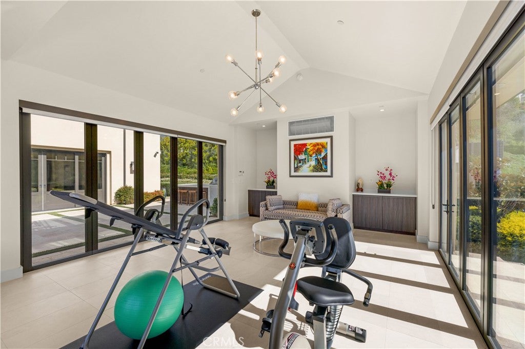 22588 Pacific Ln – image 25