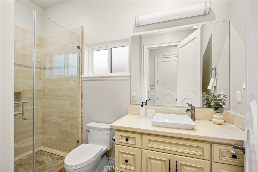 Arcadia, California, 91006, United States, 4 Bedrooms Bedrooms, ,5 BathroomsBathrooms,Residential,Active,1904748