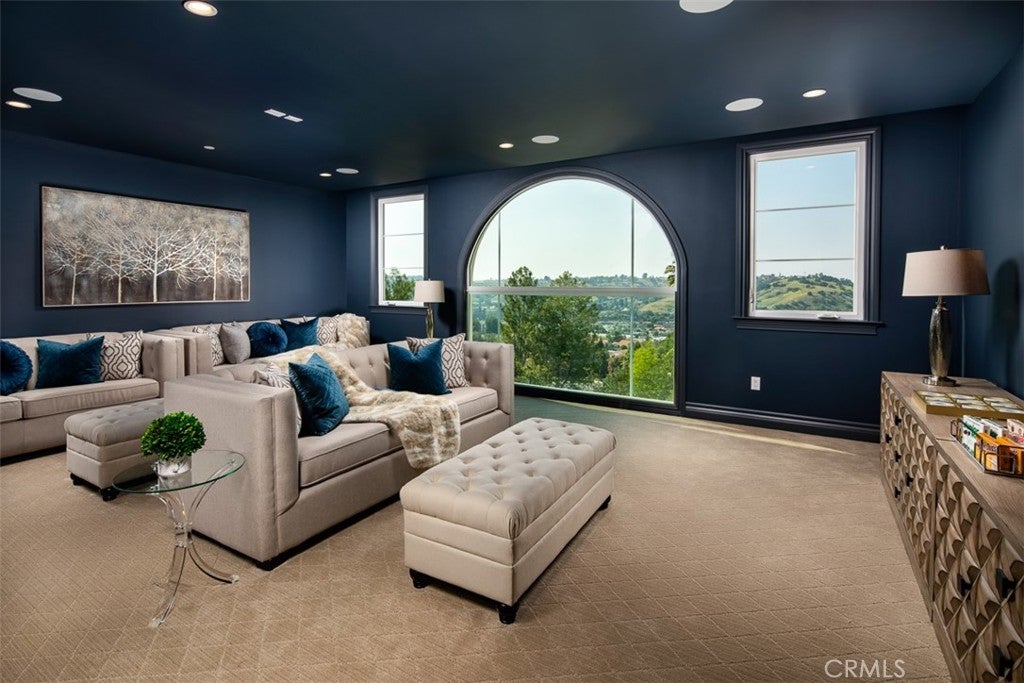 Diamond Bar, California, 91765, United States, 6 Bedrooms Bedrooms, ,7 BathroomsBathrooms,Residential,Active,1898223
