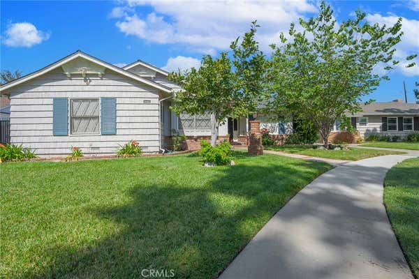 2526 POINSETTIA ST, SANTA ANA, CA 92706, photo 2 of 44