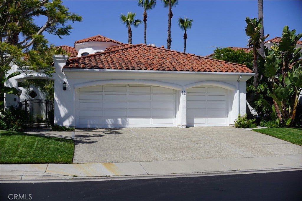 Dana Point, California, 92629, United States, 3 Bedrooms Bedrooms, ,4 BathroomsBathrooms,Residential,Contingent,2002613