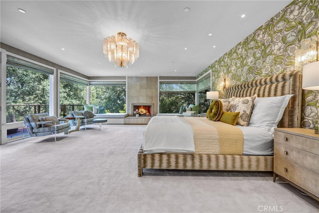 Pasadena, California, 91106, United States, 6 Bedrooms Bedrooms, ,9 BathroomsBathrooms,Residential,Active,1898207