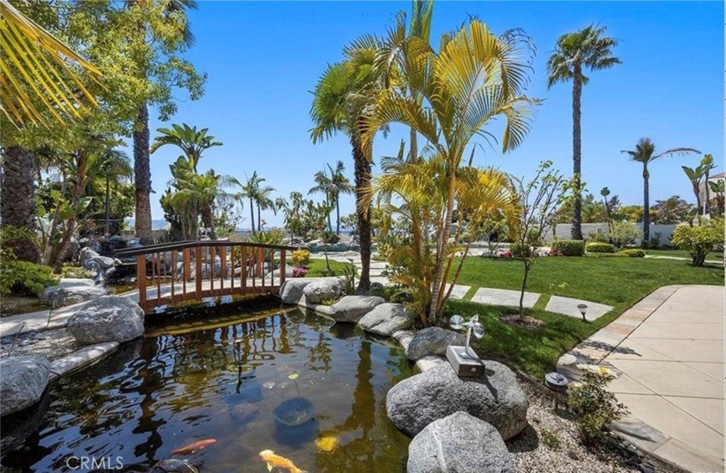 Rowland Heights, California, 91748, United States, 5 Bedrooms Bedrooms, ,6 BathroomsBathrooms,Residential,Pending,1986868