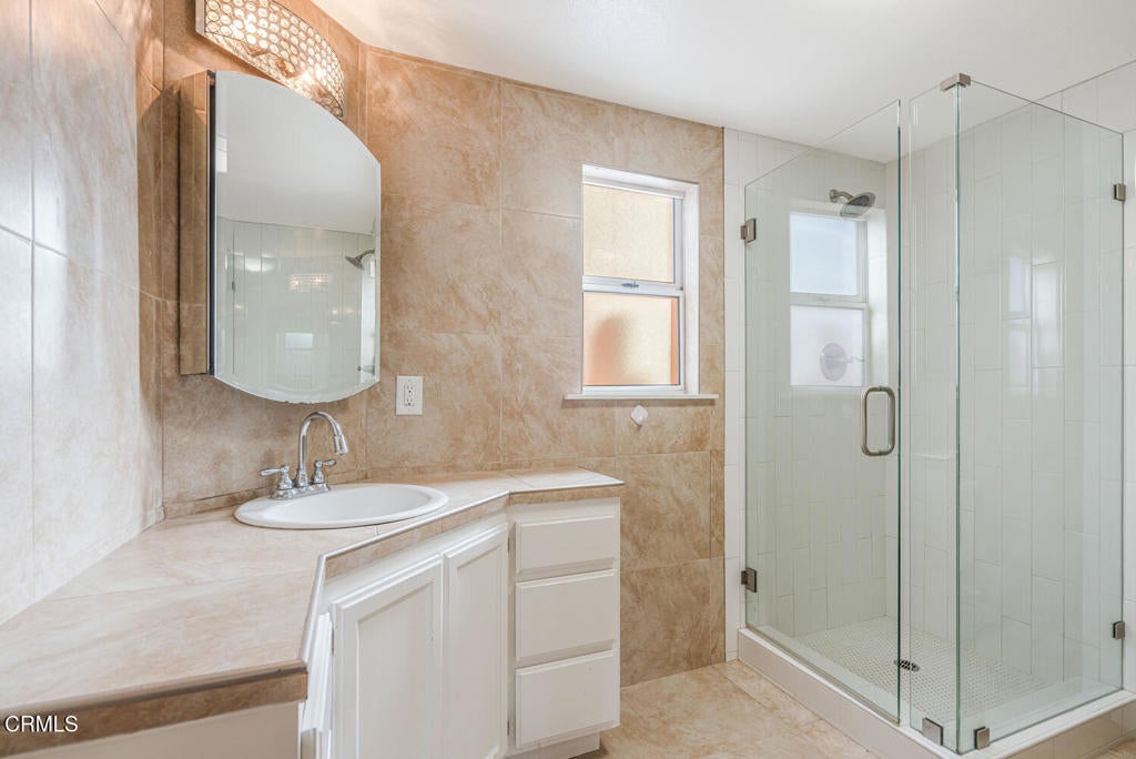 Oxnard, California, 93035, United States, 4 Bedrooms Bedrooms, ,2 BathroomsBathrooms,Residential,Active,2008928