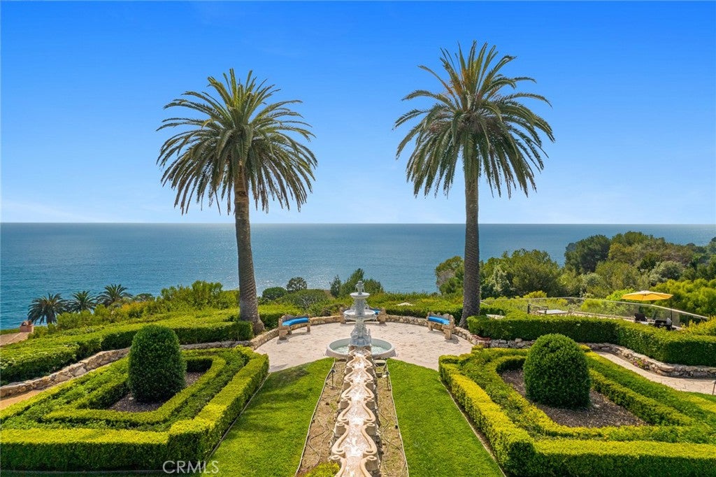 Rancho Palos Verdes, California, 90275, United States, 5 Bedrooms Bedrooms, ,9 BathroomsBathrooms,Residential,Active,1904146