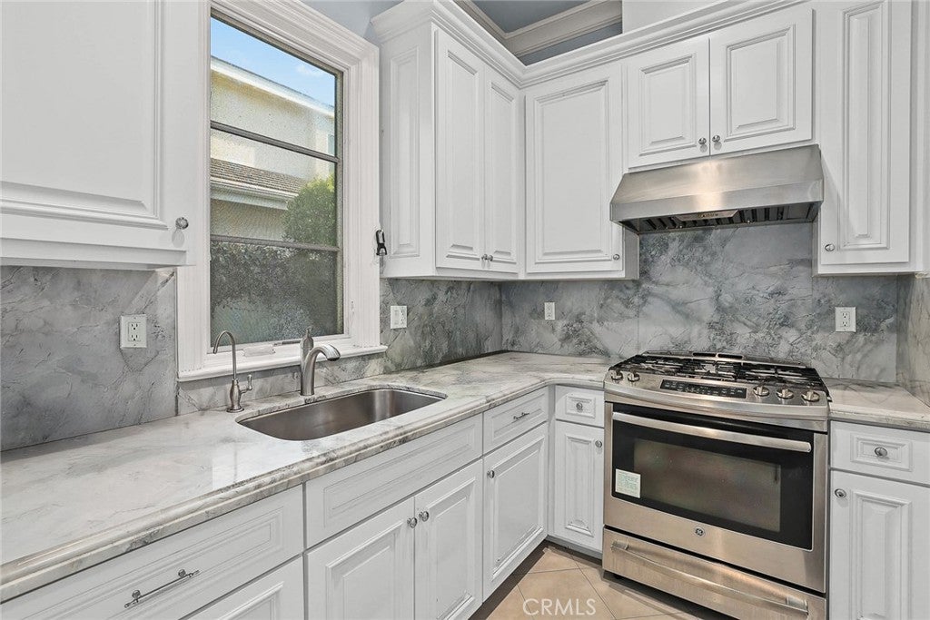 Arcadia, California, 91006, United States, 5 Bedrooms Bedrooms, ,6 BathroomsBathrooms,Residential,Active,1859344