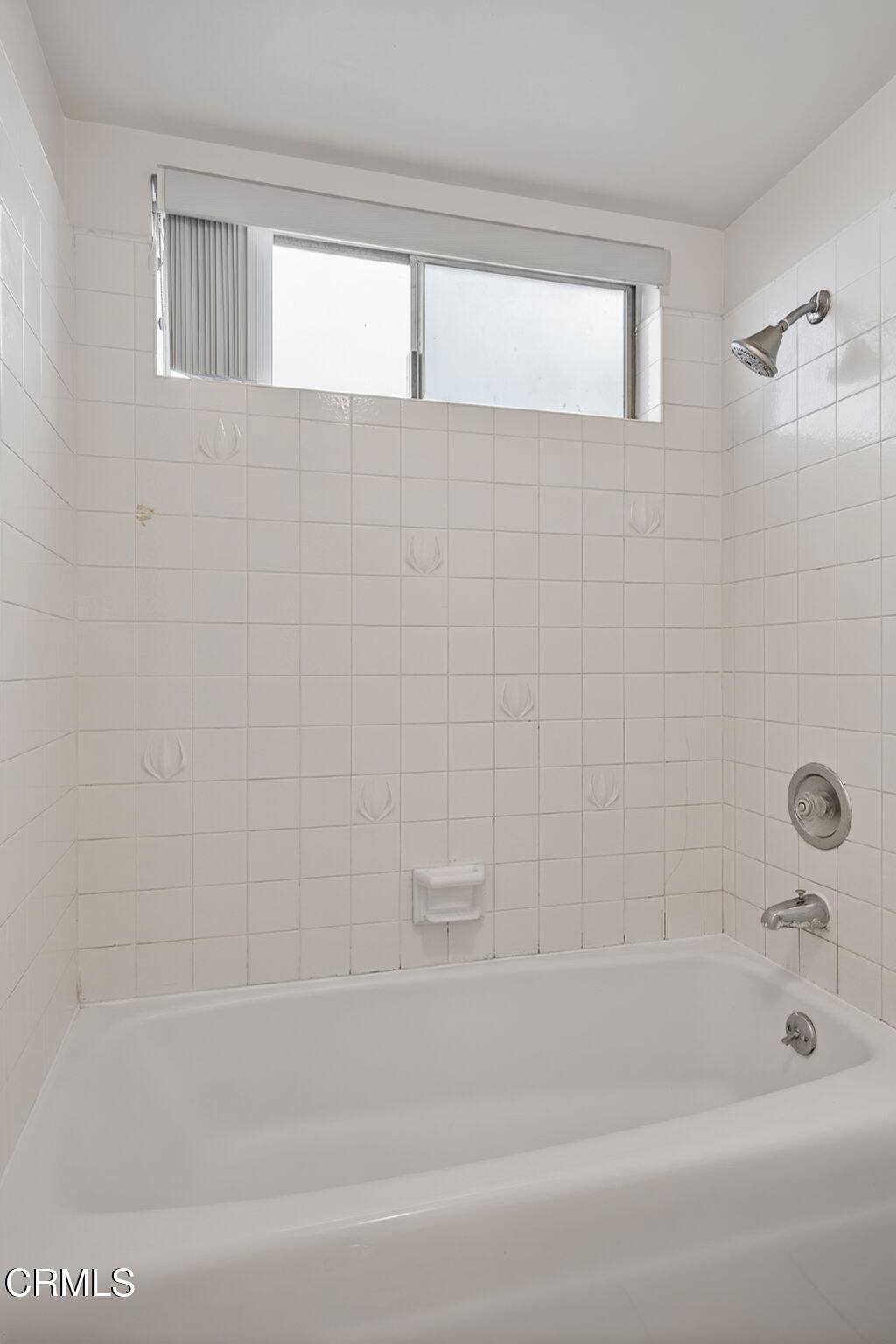 Ventura, California, 93001, United States, 5 Bedrooms Bedrooms, ,3 BathroomsBathrooms,Residential,Active,1922272