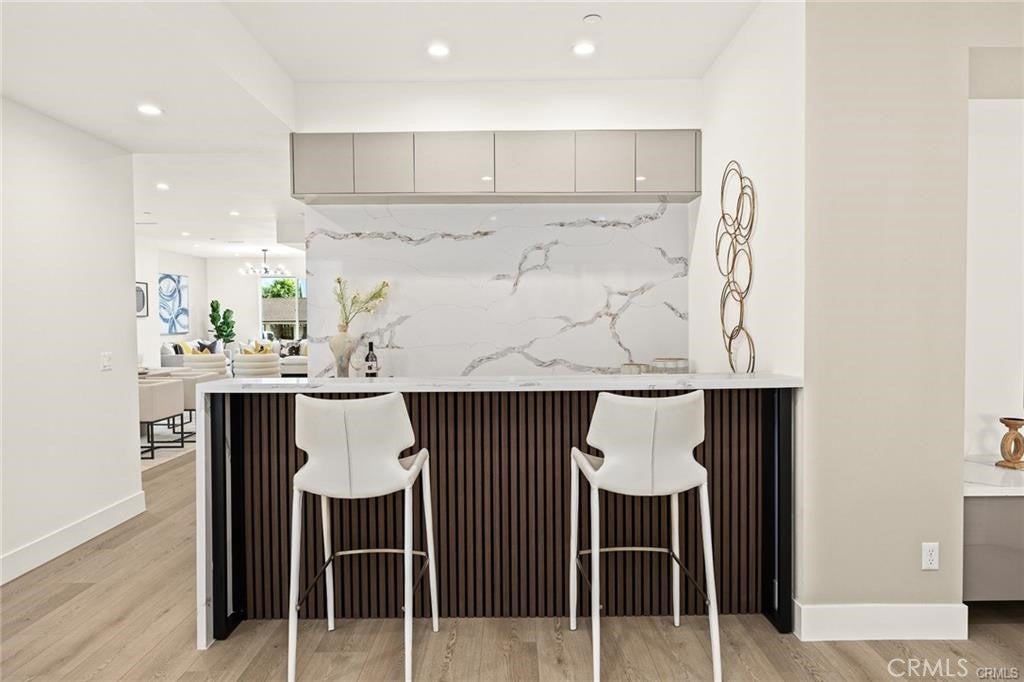 Pasadena, California, 91107, United States, 5 Bedrooms Bedrooms, ,6 BathroomsBathrooms,Residential,Active,1960137