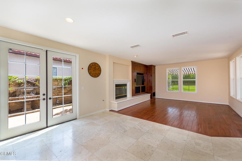 Newbury Park, California, 91320, United States, 5 Bedrooms Bedrooms, ,5 BathroomsBathrooms,Residential,Active,1914613