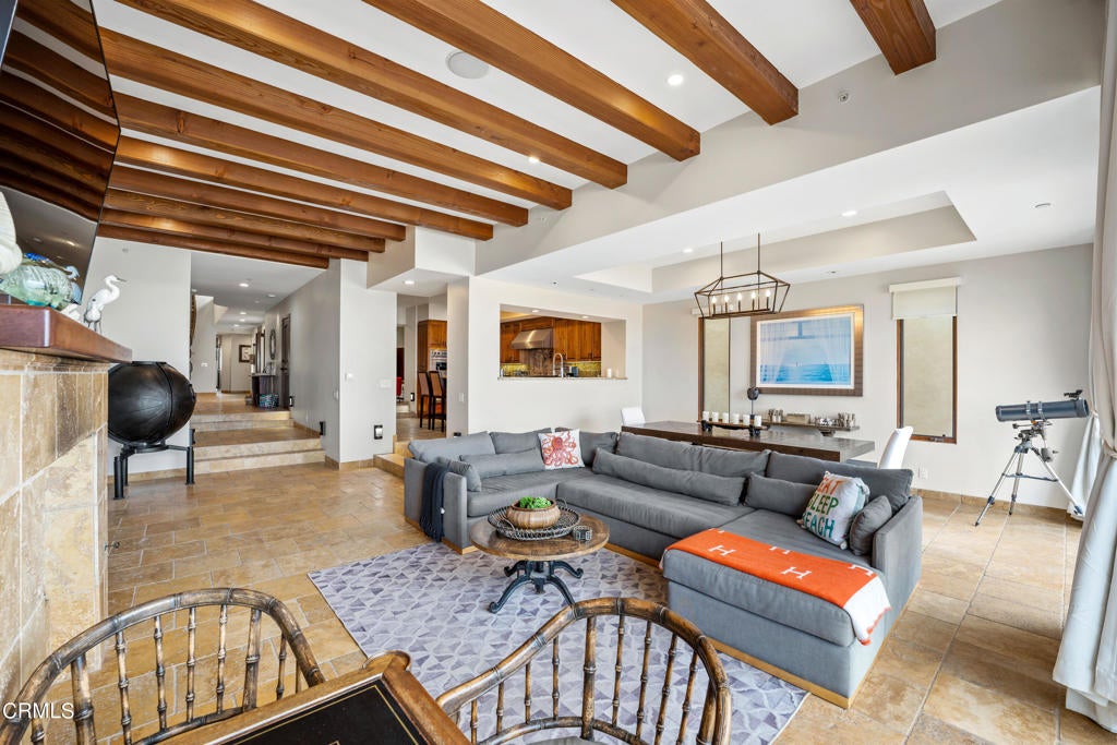 Oxnard, California, 93035, United States, 5 Bedrooms Bedrooms, ,5 BathroomsBathrooms,Residential,Active,2010576