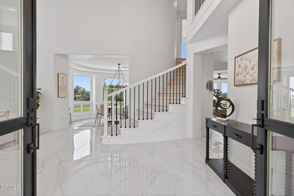 Camarillo, California, 93010, United States, 5 Bedrooms Bedrooms, ,5 BathroomsBathrooms,Residential,Active,1914809