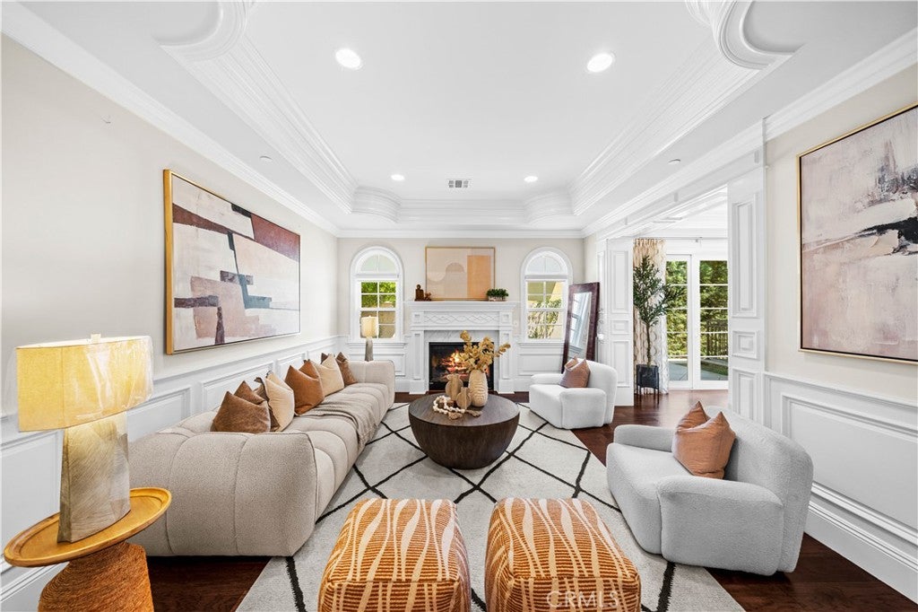 Arcadia, California, 91006, United States, 5 Bedrooms Bedrooms, ,7 BathroomsBathrooms,Residential,Active,1909900