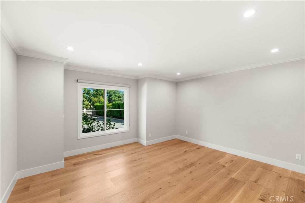 Pasadena, California, 91107, United States, 5 Bedrooms Bedrooms, ,6 BathroomsBathrooms,Residential,Active,1941367